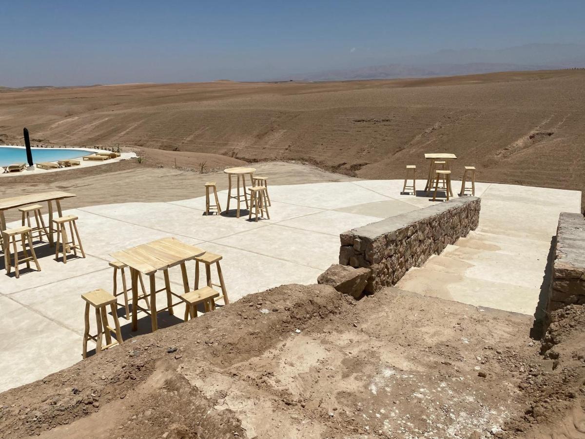 Le Bedouin Agafay بيت خشبي *
